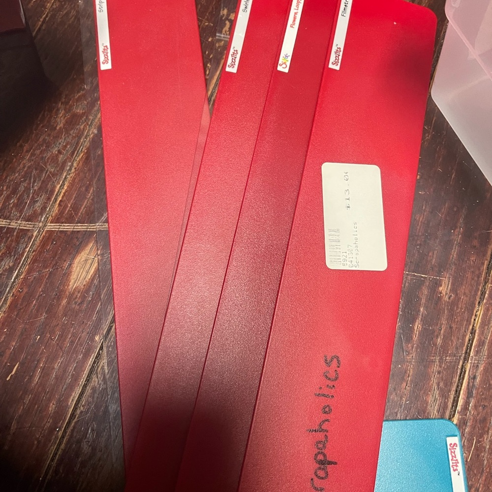 Sizzix Sidekick Red Craft Machine - Picture 4 of 5